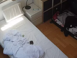 Julmodels Bedroom-D7's Live Sex Cam Show
