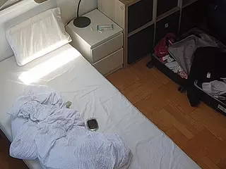 Julmodels Bedroom-D7's Live Sex Cam Show