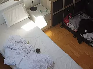 Julmodels Bedroom-D7's Live Sex Cam Show