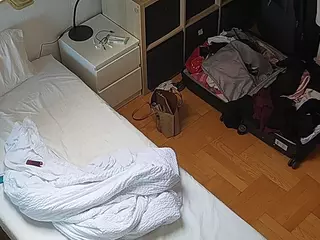 Julmodels Bedroom-D7's Live Sex Cam Show