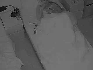 Julmodels Bedroom-D7's Live Sex Cam Show