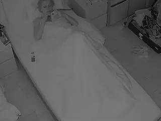 Julmodels Bedroom-D7's Live Sex Cam Show