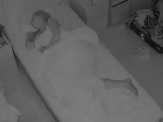 Julmodels Bedroom-D7's Live Sex Cam Show