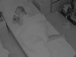 Julmodels Bedroom-D7's Live Sex Cam Show