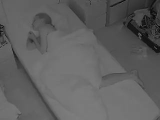 Julmodels Bedroom-D7's Live Sex Cam Show