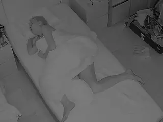 Julmodels Bedroom-D7's Live Sex Cam Show