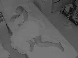 Julmodels Bedroom-D7's Live Sex Cam Show