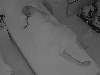 Julmodels Bedroom-D7's Live Sex Cam Show