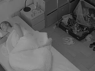 Julmodels Bedroom-D7's Live Sex Cam Show