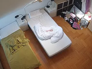 Julmodels Bedroom-D7's Live Sex Cam Show