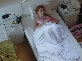 Julmodels Bedroom-D7's Live Sex Cam Show