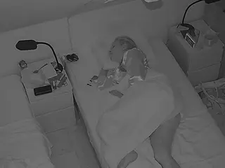 Julmodels Bedroom-D7's Live Sex Cam Show