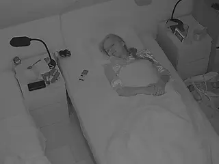 Julmodels Bedroom-D7's Live Sex Cam Show