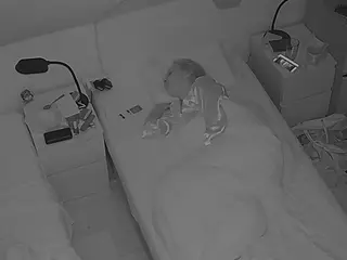 Julmodels Bedroom-D7's Live Sex Cam Show