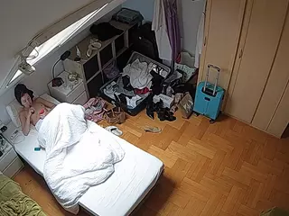 Julmodels Bedroom-D7's Live Sex Cam Show