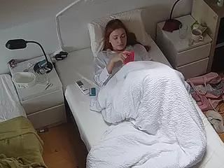 Julmodels Bedroom-D7's Live Sex Cam Show