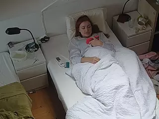 Julmodels Bedroom-D7's Live Sex Cam Show