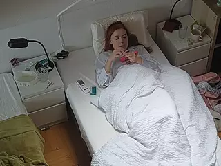 Julmodels Bedroom-D7's Live Sex Cam Show