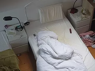 Julmodels Bedroom-D7's Live Sex Cam Show