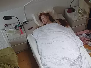 Julmodels Bedroom-D7's Live Sex Cam Show