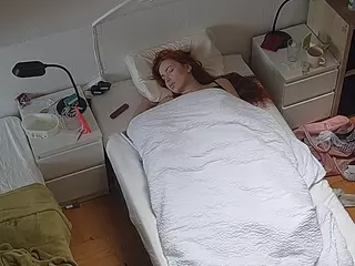 Julmodels Bedroom-D7's Live Sex Cam Show
