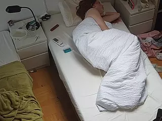Julmodels Bedroom-D7's Live Sex Cam Show