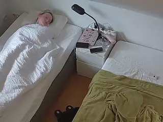 Julmodels Bedroom-D7's Live Sex Cam Show