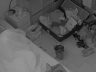 Julmodels Bedroom-D7's Live Sex Cam Show