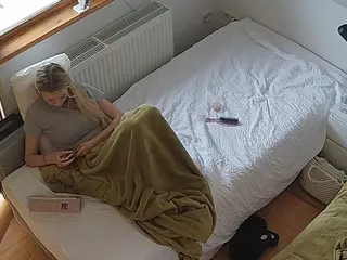 Julmodels Bedroom-D7's Live Sex Cam Show