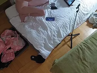 Julmodels Bedroom-D7's Live Sex Cam Show