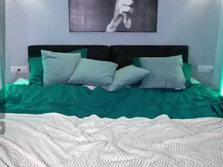 PenelopaRawr's Live Sex Cam Show