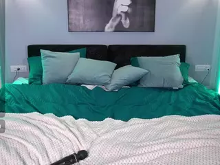 PenelopaRawr's Live Sex Cam Show