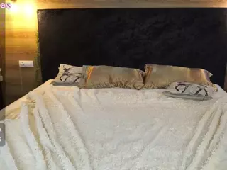 PenelopaRawr's Live Sex Cam Show