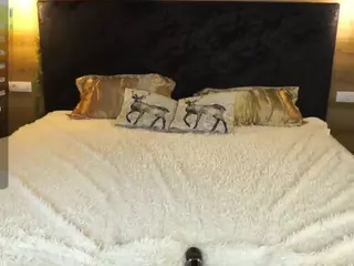 PenelopaRawr's Live Sex Cam Show
