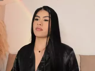 Thalia Fernandez's Live Sex Cam Show