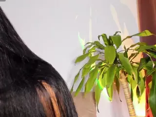Thalia Fernandez's Live Sex Cam Show
