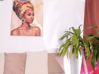Thalia Fernandez's Live Sex Cam Show