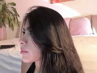 Thalia Fernandez's Live Sex Cam Show