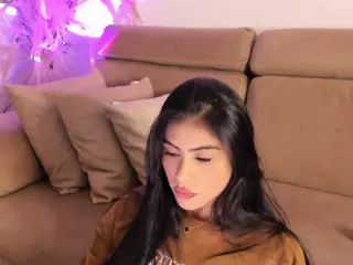 Thalia Fernandez's Live Sex Cam Show