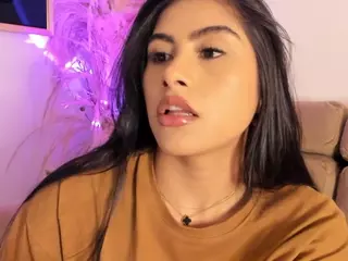 Thalia Fernandez's Live Sex Cam Show