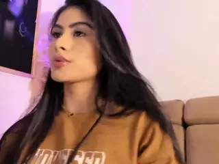Thalia Fernandez's Live Sex Cam Show