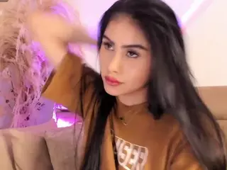 Thalia Fernandez's Live Sex Cam Show