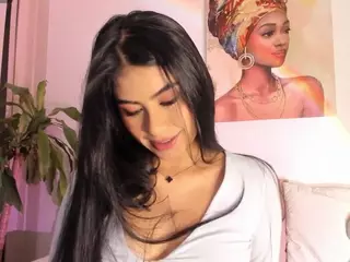 Thalia Fernandez's Live Sex Cam Show