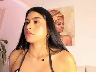 Thalia Fernandez's Live Sex Cam Show