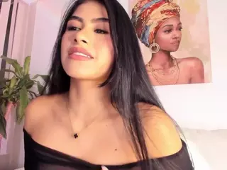 Thalia Fernandez's Live Sex Cam Show