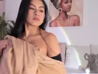 Thalia Fernandez's Live Sex Cam Show