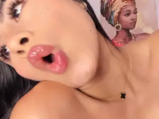 Thalia Fernandez's Live Sex Cam Show