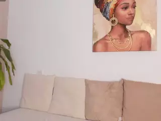 Thalia Fernandez's Live Sex Cam Show