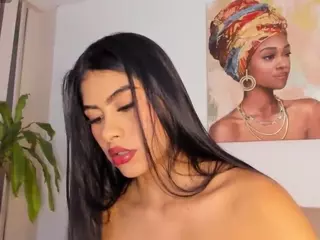 Thalia Fernandez's Live Sex Cam Show