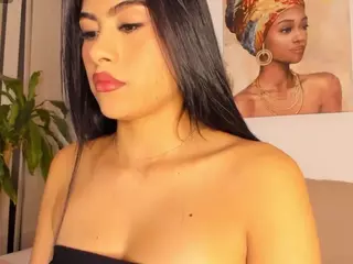 Thalia Fernandez's Live Sex Cam Show